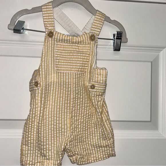 Tommy Bahama Infant Seersucker Stripe Print Overalls - Picture 6 of 6